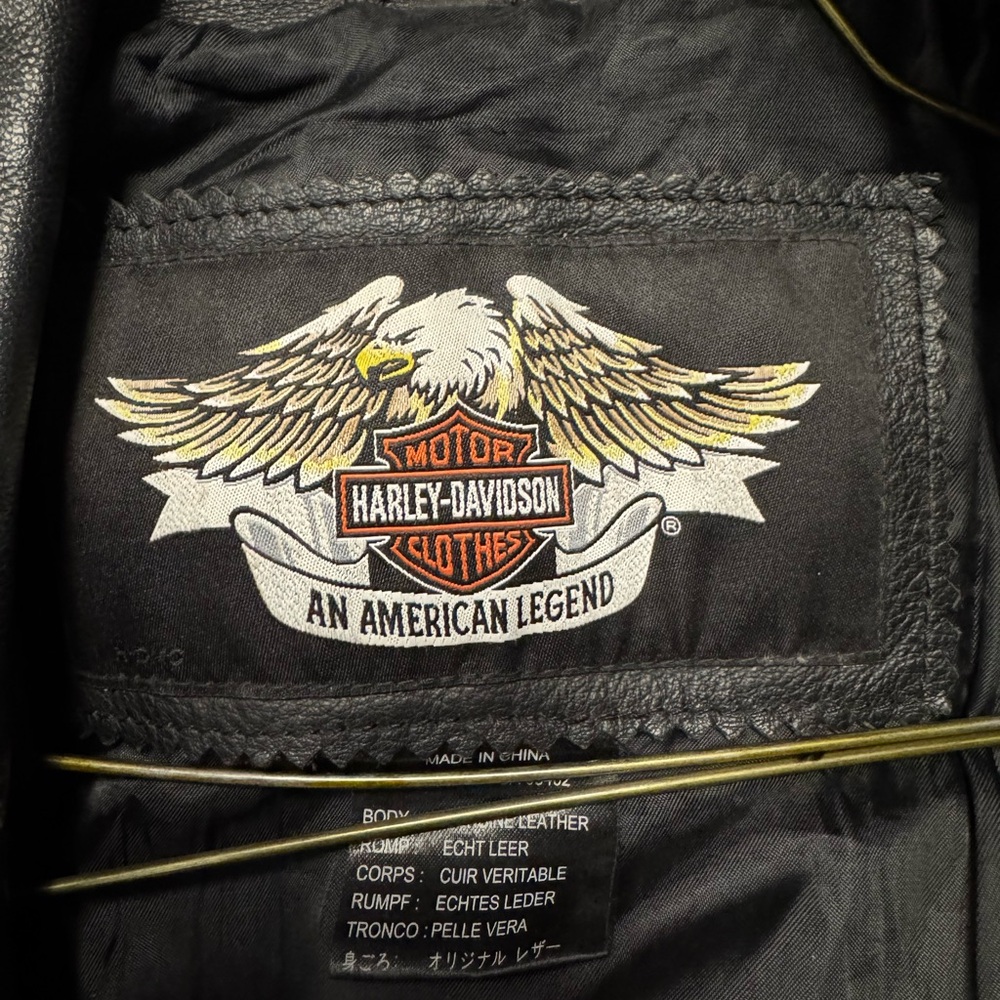 Black Heavy Leather Harley-Davidson Riding Jacket - Picture 3 of 8